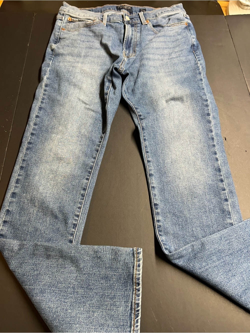Lucky Brand 410 Athletic Slim 32/32 Men’s Distressed Jeans